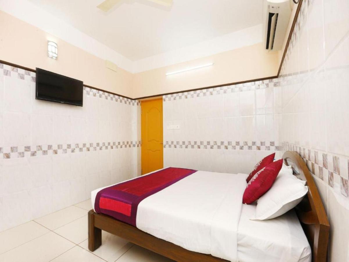 Hotel Arunachala Puducherry Buitenkant foto