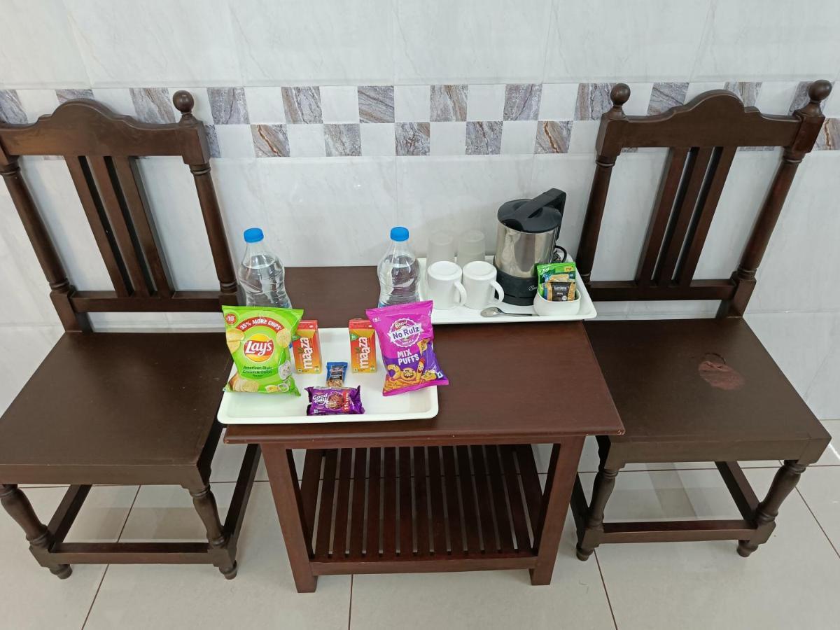 Hotel Arunachala Puducherry Buitenkant foto