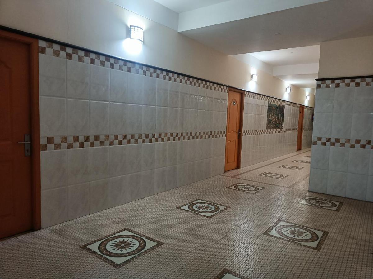 Hotel Arunachala Puducherry Buitenkant foto